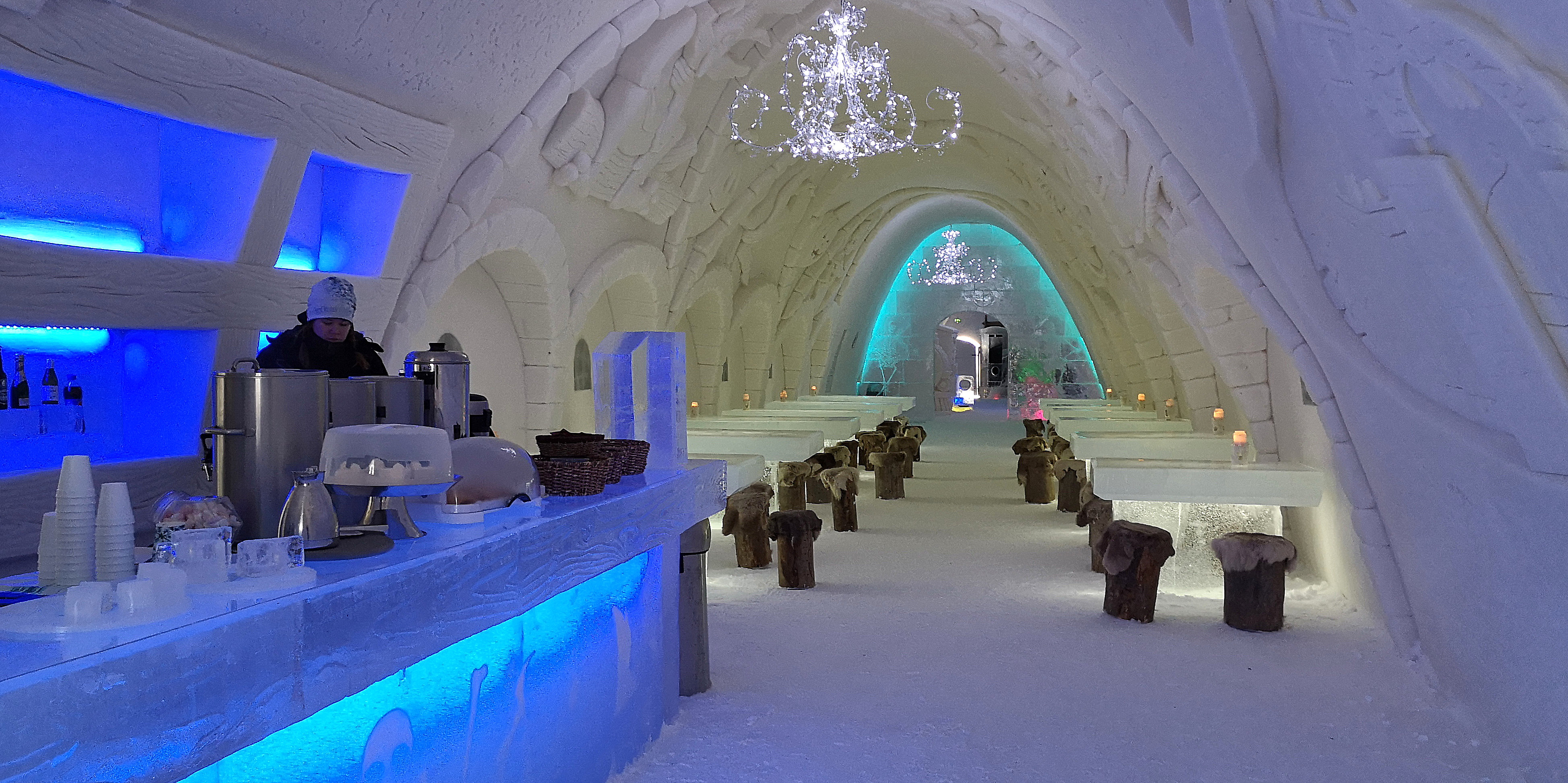 Snow Castle - Restaurant